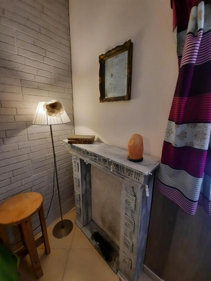 나폴리 La Casa Nella Roccia 아파트 외부 사진