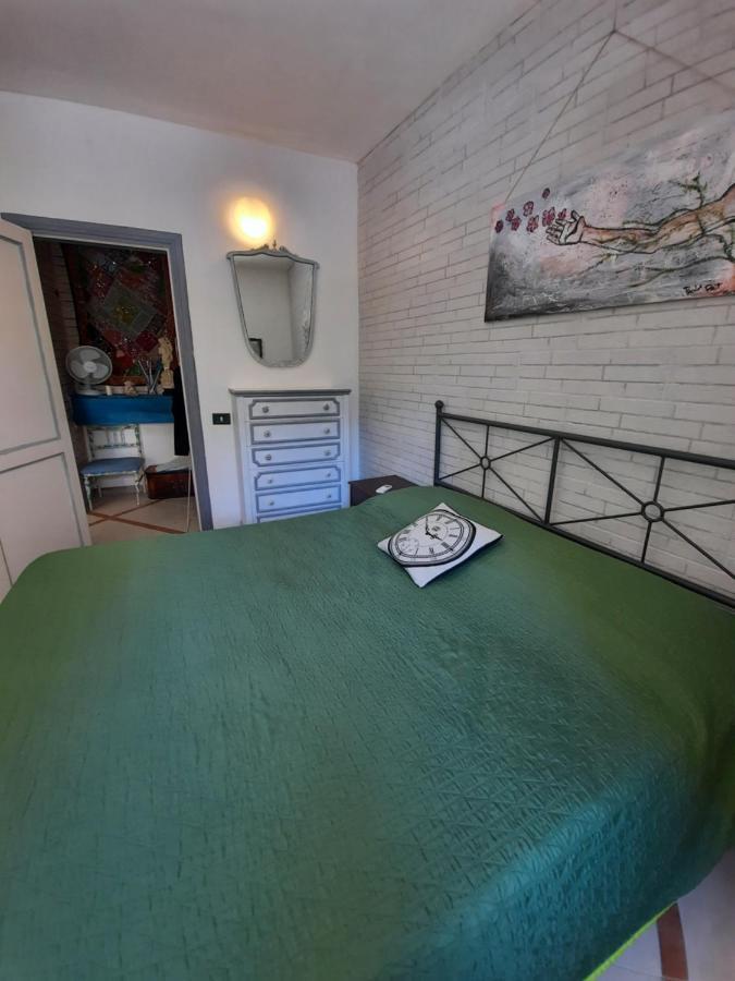 나폴리 La Casa Nella Roccia 아파트 외부 사진